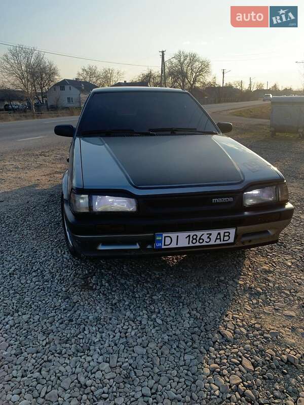 Mazda 323 (1986)