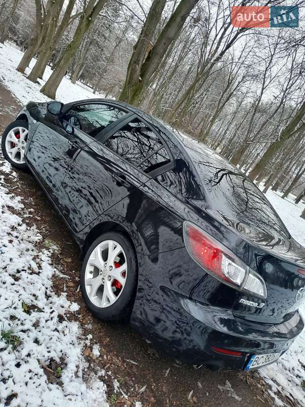 Mazda 3 (2012)