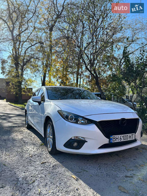 Mazda 3 (2015)