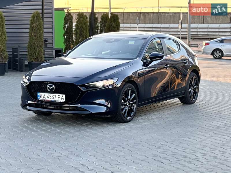 Mazda 3 (2023)