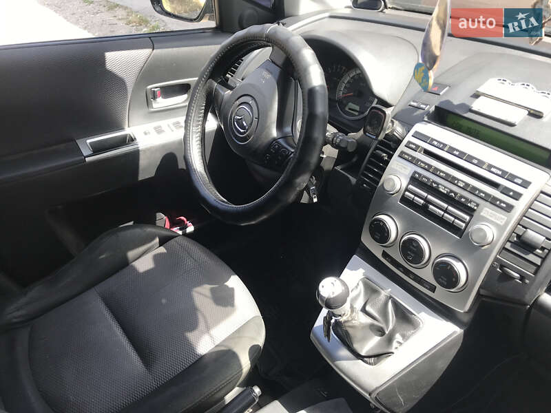Mazda 5 (2006)