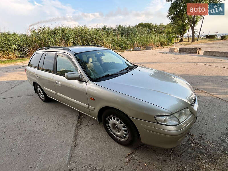 Mazda 626 (2000)
