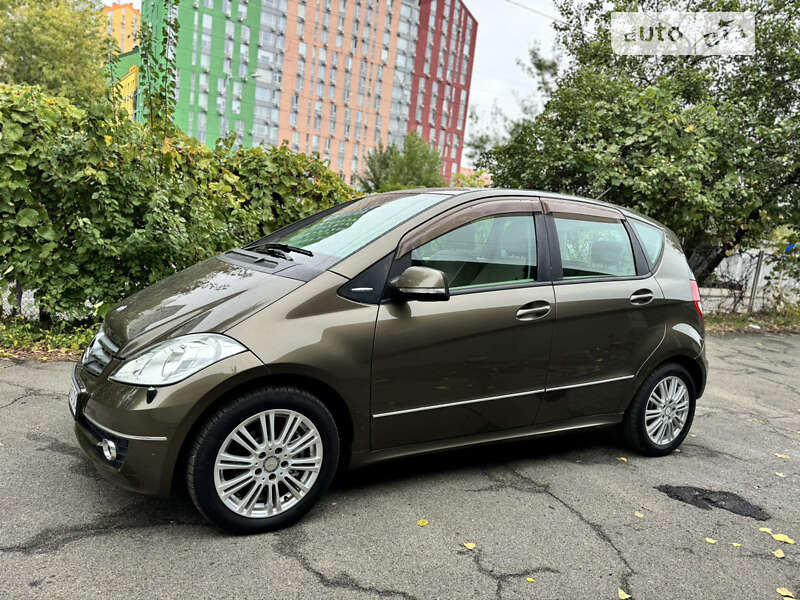 Mercedes-benz A 180 (2012)