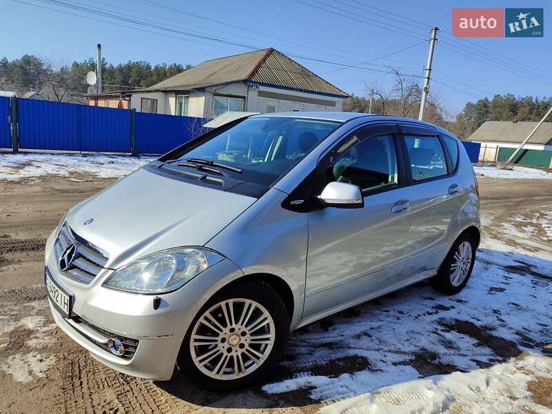 Mercedes-benz A-class (2010)