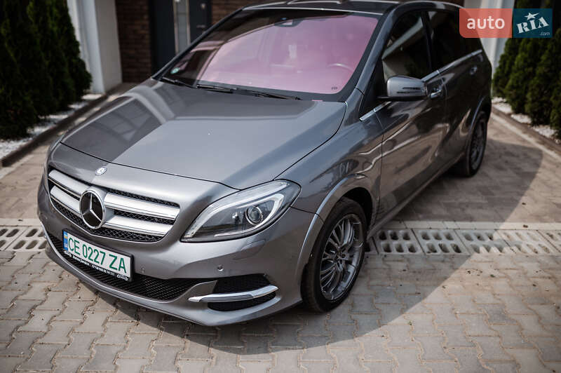 Mercedes-benz B-class (2016)