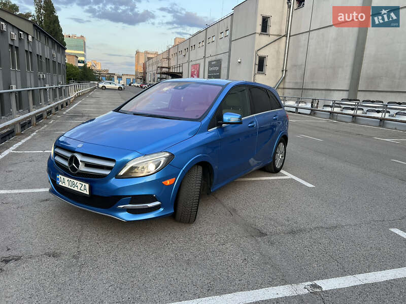 Mercedes-benz B-class (2014)