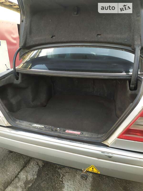 Mercedes-benz C-class (1994)