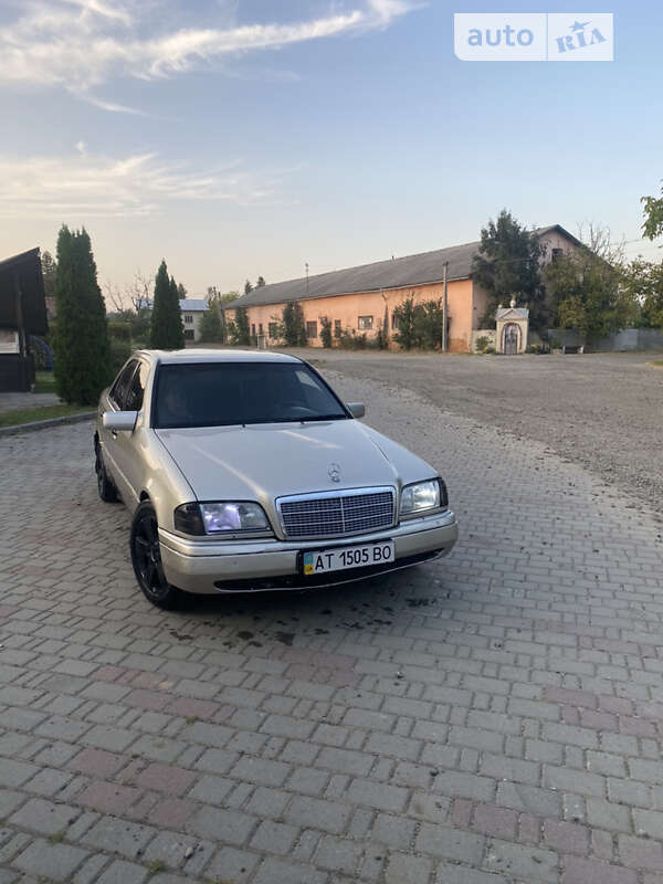 Mercedes-benz C-class (1994)