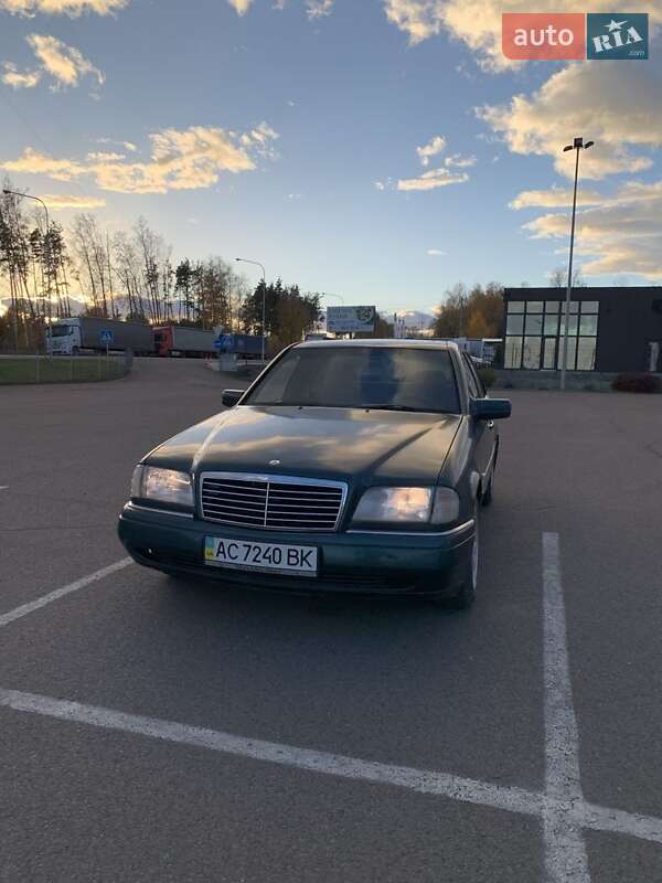 Mercedes-benz C-class (1995)