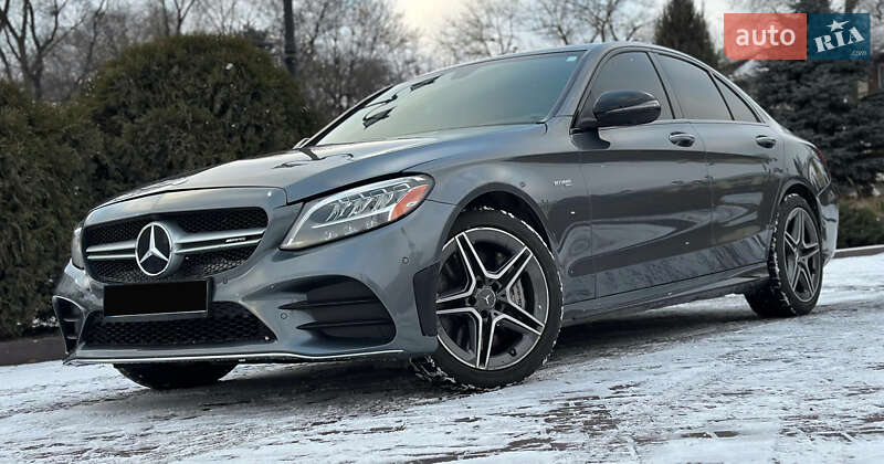 Mercedes-benz C43 (2020)