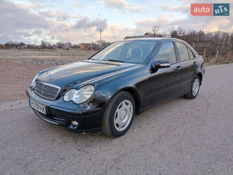 Mercedes-benz C-class (2006)