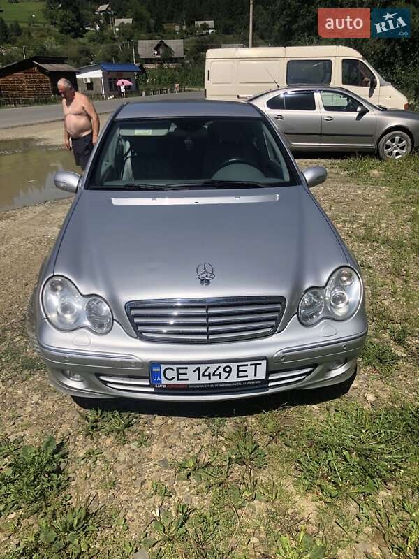 Mercedes-benz C-class (2004)