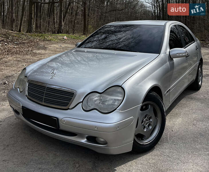Mercedes-benz C-class (2002)