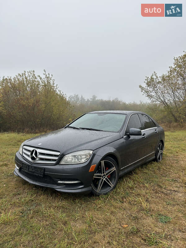 Mercedes-benz C-class (2010)