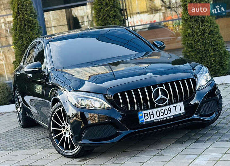 Mercedes-benz C-class (2015)