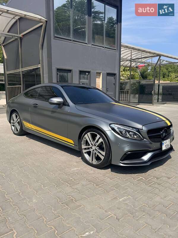 Mercedes-benz C-class (2016)