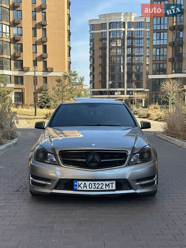 Mercedes-benz C-class (2012)