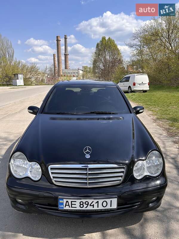 Mercedes-benz C-class (2006)