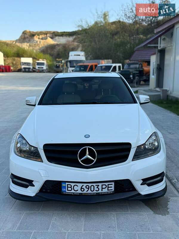Mercedes-benz C-class (2012)