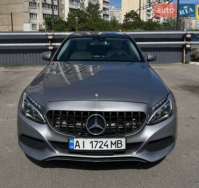Mercedes-benz C-class (2015)
