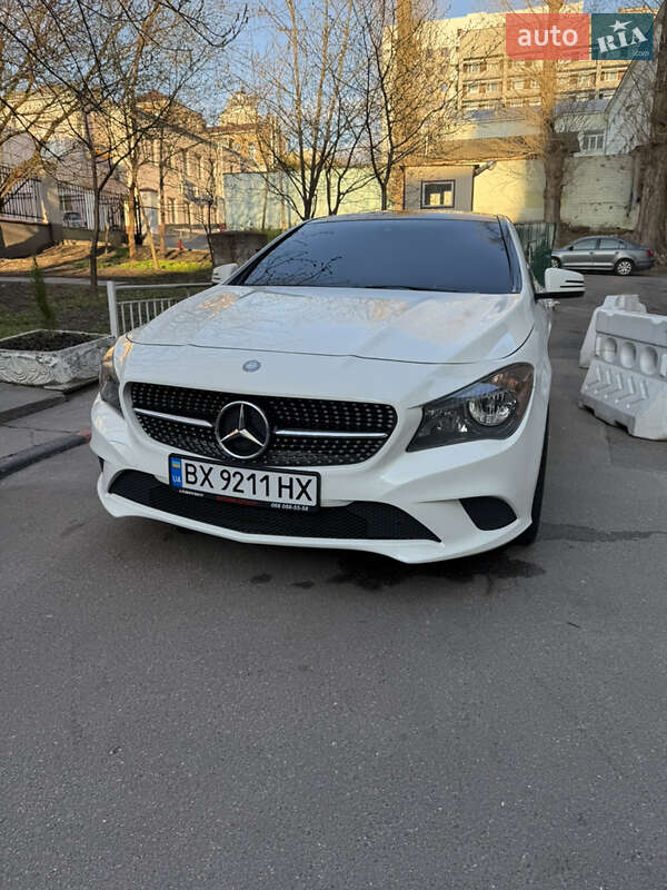 Mercedes-benz Cla-class (2016)