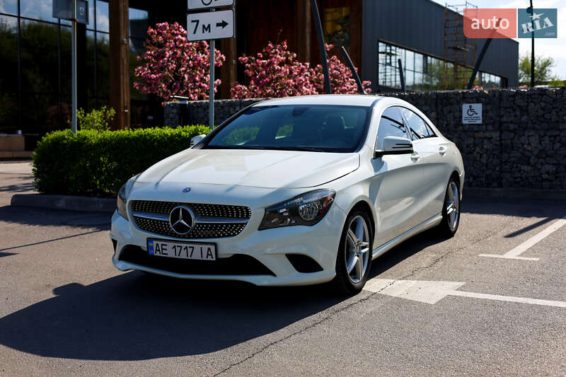 Mercedes-benz Cla-class (2015)