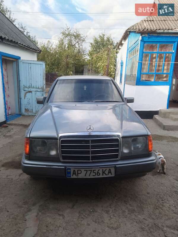 Mercedes-benz E-class (1986)
