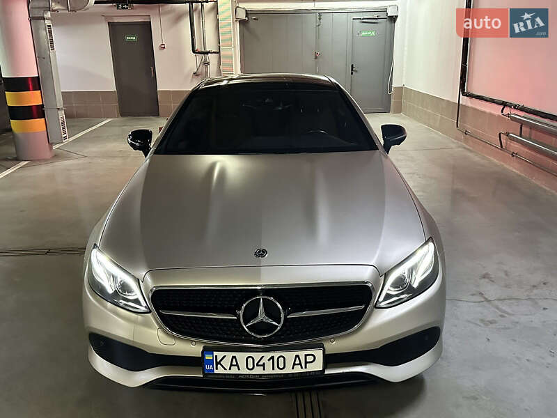 Mercedes-benz E-class (2018)