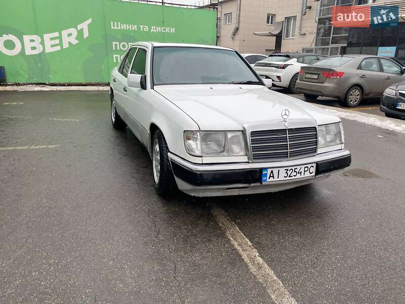 Mercedes-benz E-class (1986)