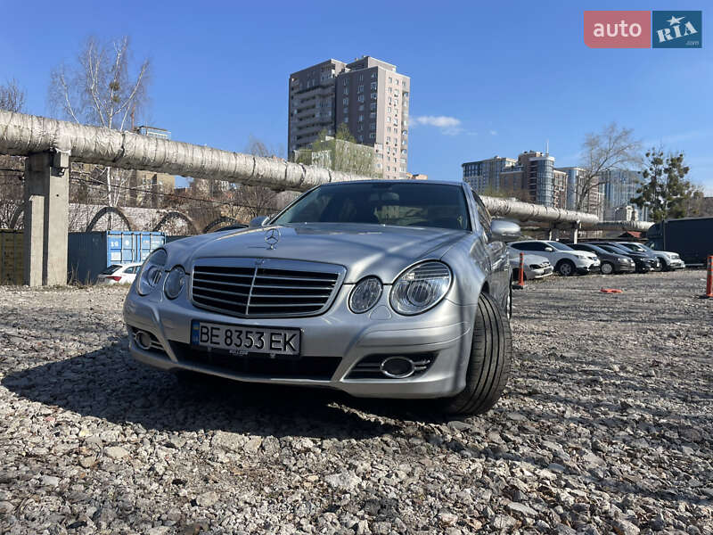 Mercedes-benz E-class (2006)