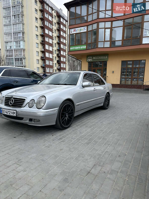 Mercedes-benz E-class (1999)