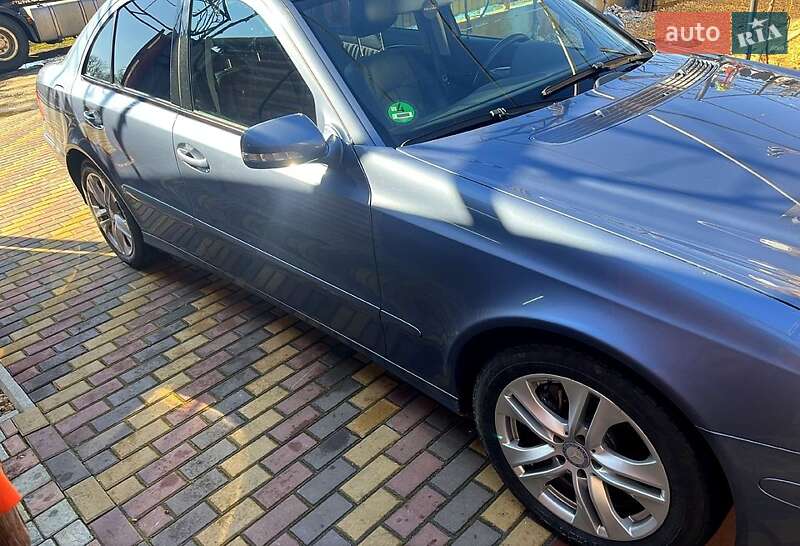 Mercedes-benz E-class (2006)