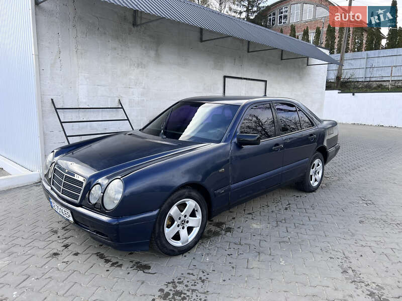 Mercedes-benz E-class (1997)