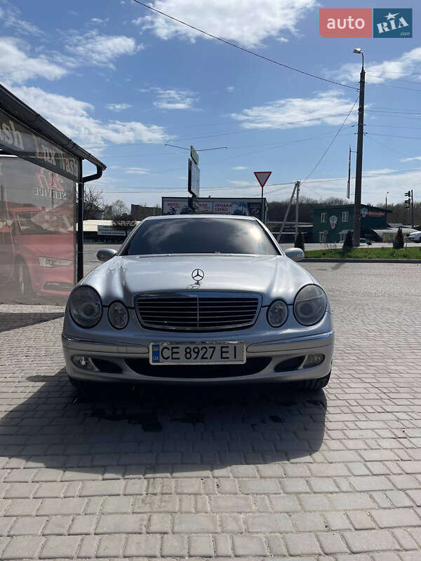 Mercedes-benz E-class (2002)