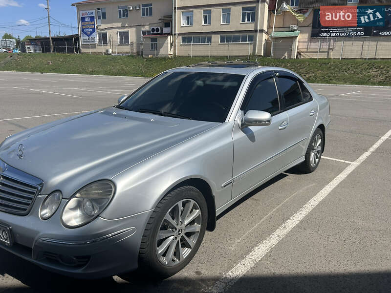 Mercedes-benz E-class (2007)