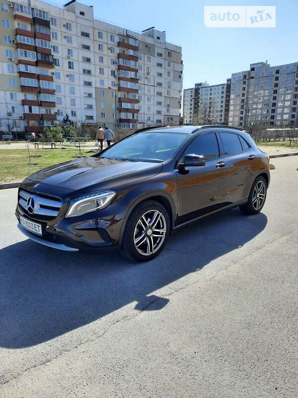 Mercedes-benz Gla-class (2014)