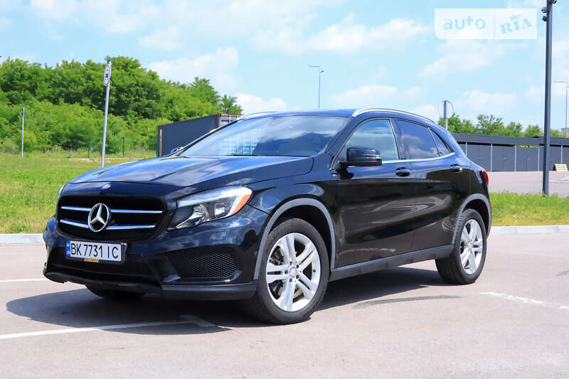 Mercedes-benz Gla-class (2016)