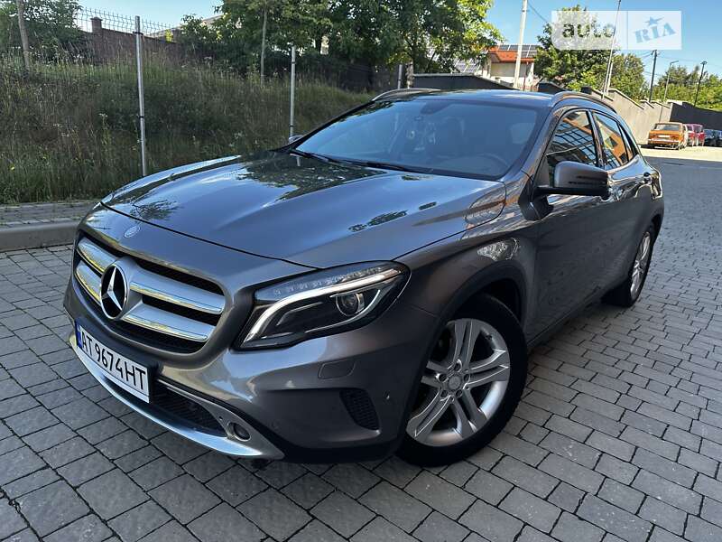 Mercedes-benz Gla-class (2015)