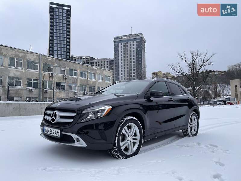 Mercedes-benz Gla-class (2017)