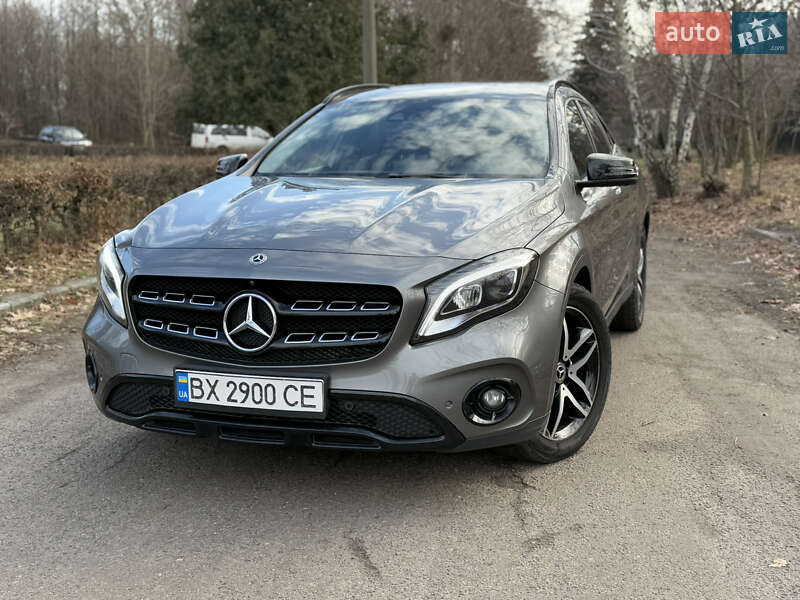Mercedes-benz Gla-class (2018)