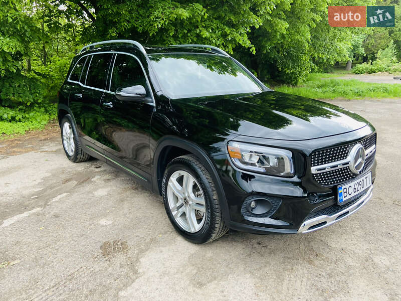 Mercedes-benz Glb-class (2021)