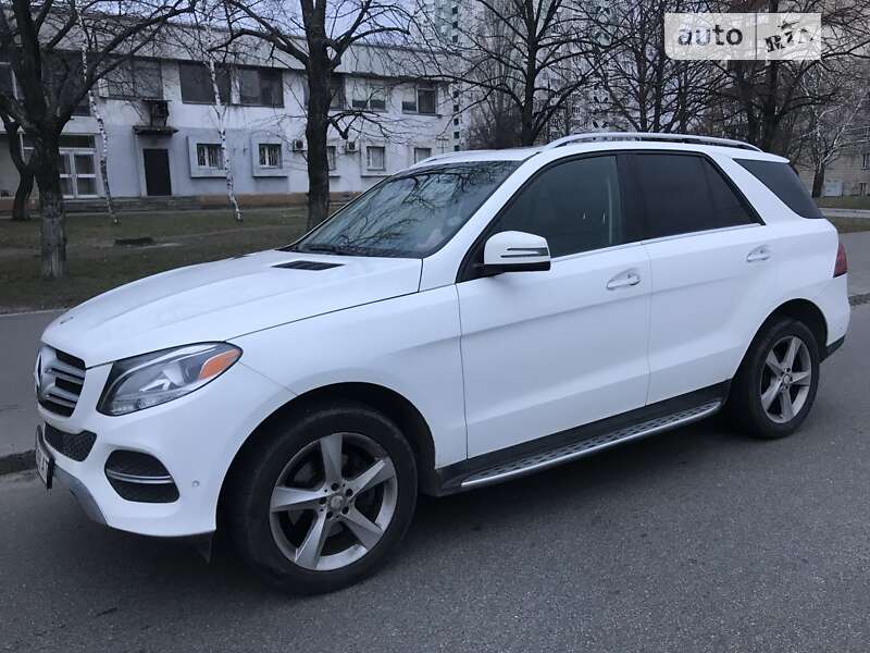 Mercedes-benz Gle-class (2015)