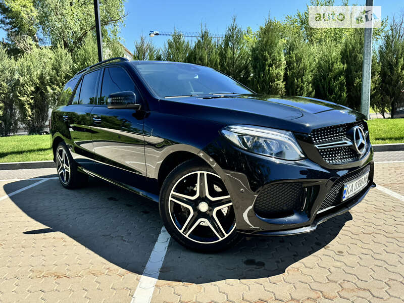 Mercedes-benz Gle-class (2015)