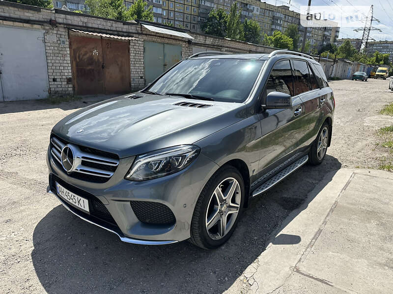 Mercedes-benz Gle-class (2017)