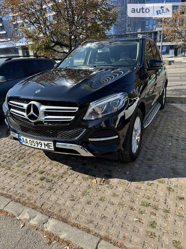 Mercedes-benz Gle-class (2017)