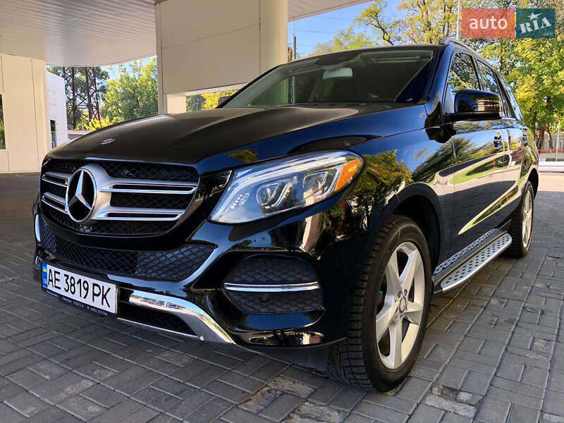 Mercedes-benz Gle-class (2016)