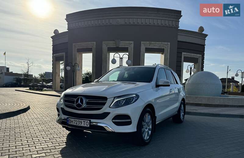 Mercedes-benz Gle-class (2017)