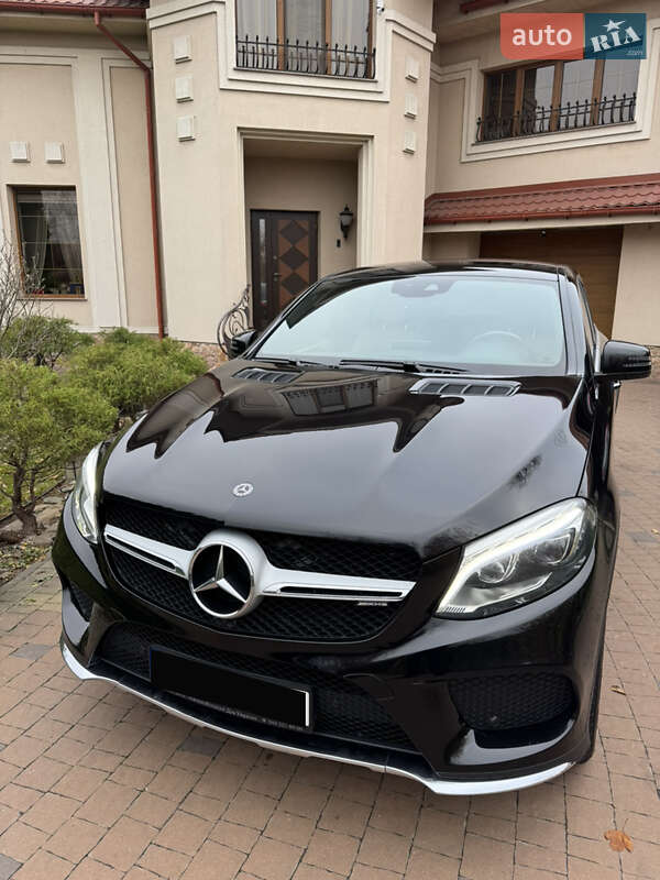 Mercedes-benz Gle-class (2016)