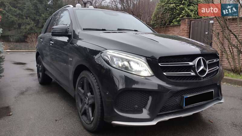 Mercedes-benz Gle-class (2016)