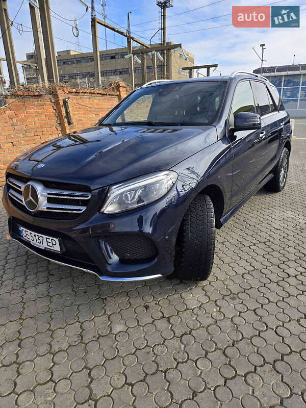 Mercedes-benz Gle-class (2016)